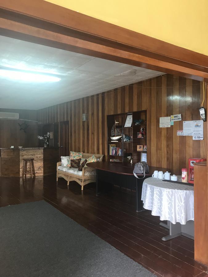 Bella Sombra Guest House Kings Park Belize City Exterior photo